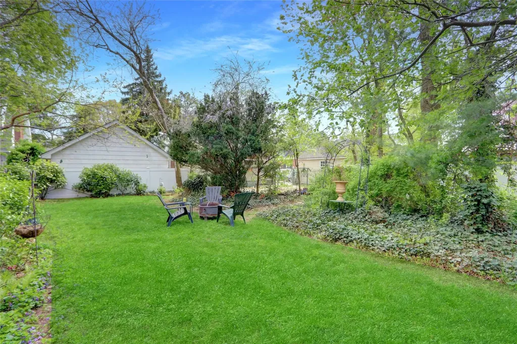255 Ocean Avenue Malverne NY 11565