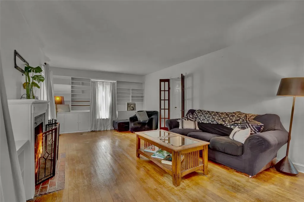 255 Ocean Avenue Malverne NY 11565
