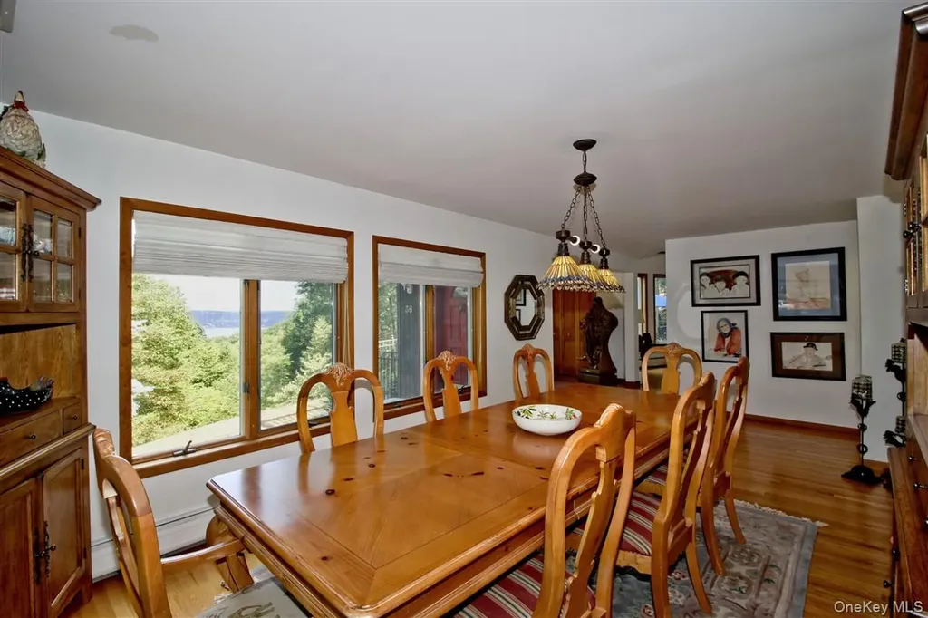 36 Ridgetop Drive Tomkins Cove NY 10986