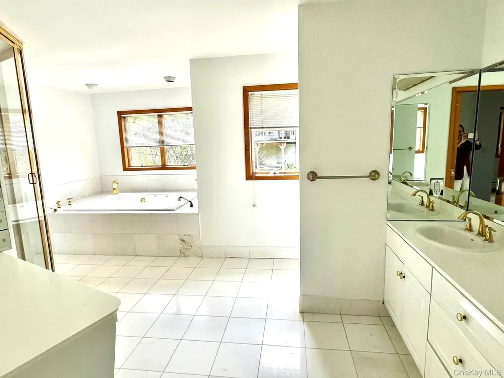 36 Ridgetop Drive Tomkins Cove NY 10986