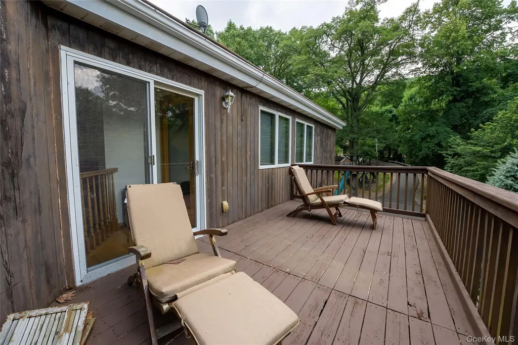 36 Ridgetop Drive Tomkins Cove NY 10986
