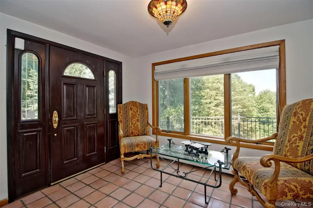 36 Ridgetop Drive Tomkins Cove NY 10986