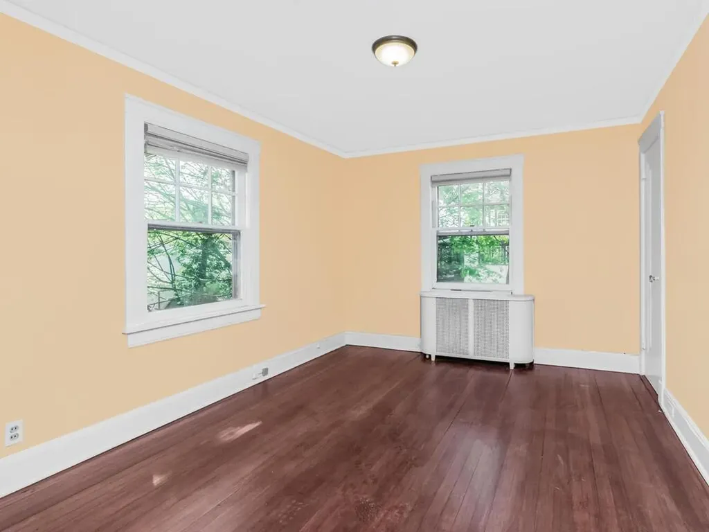 72 Pilgrim Avenue Yonkers NY 10710
