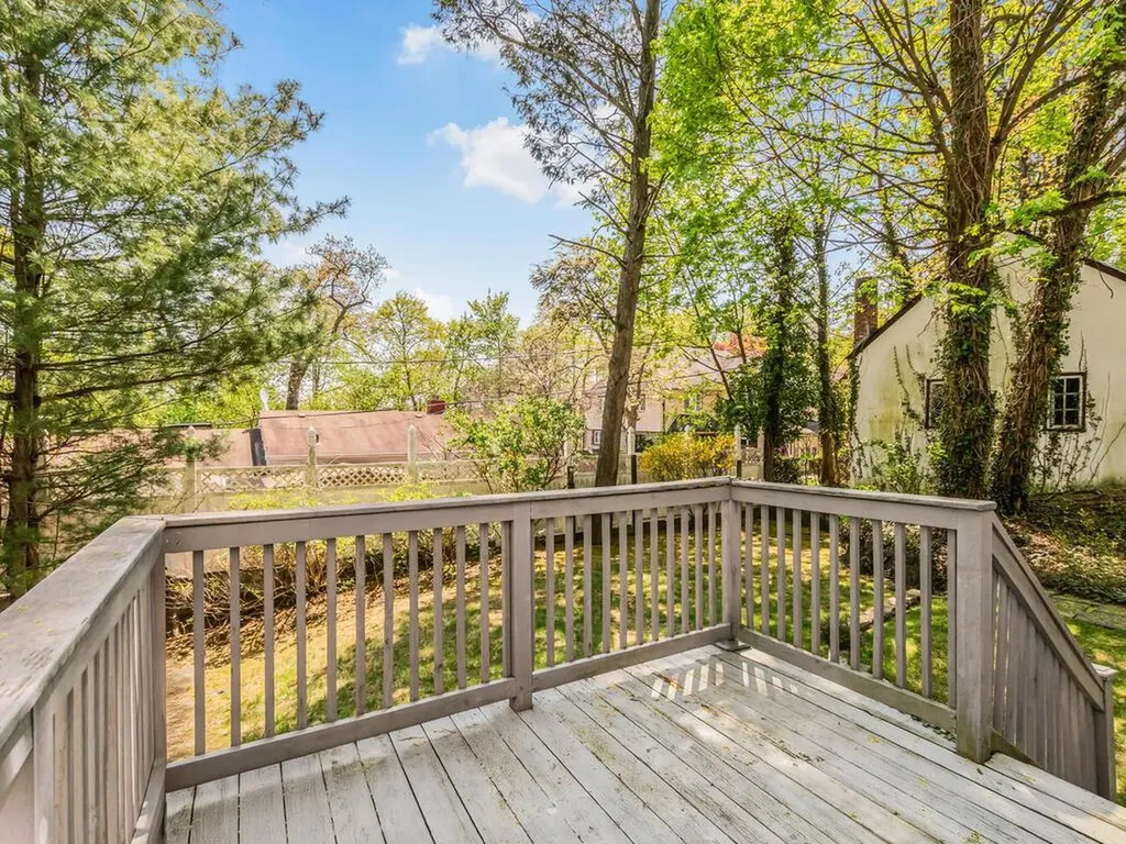 72 Pilgrim Avenue Yonkers NY 10710