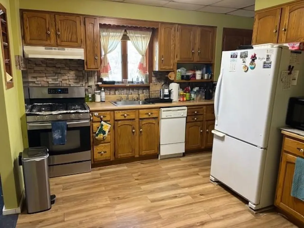 1434 Roanoke Avenue Riverhead NY 11901