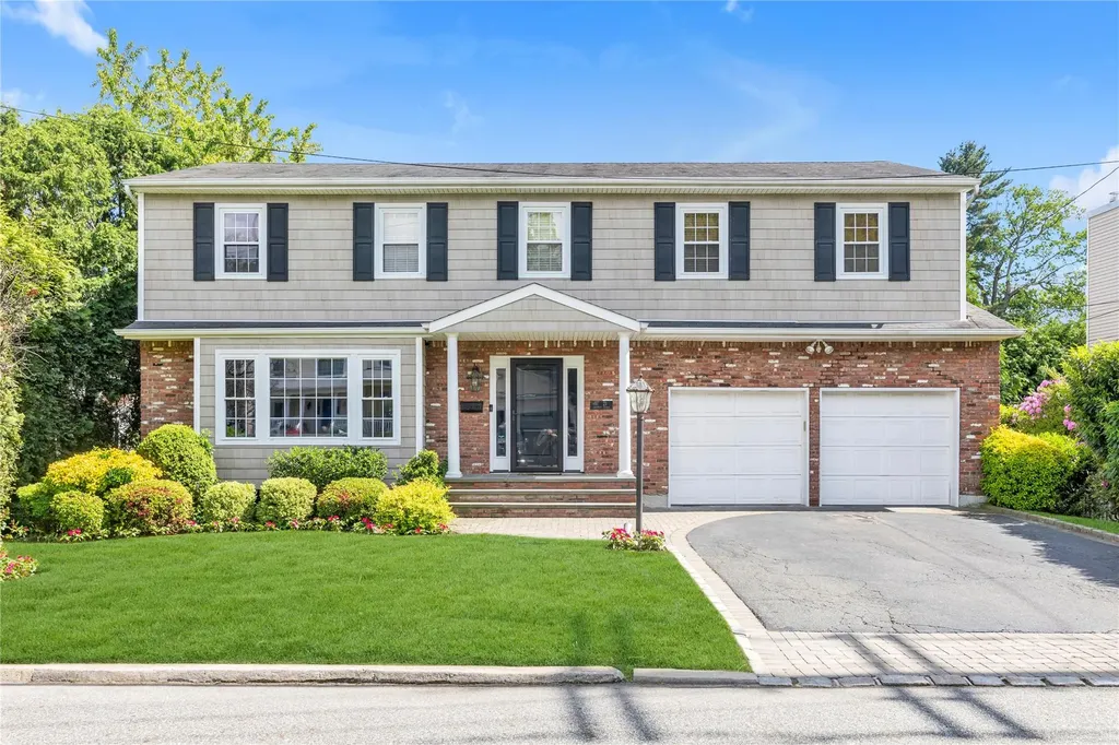 21 Chestnut Avenue Glen Head NY 11545