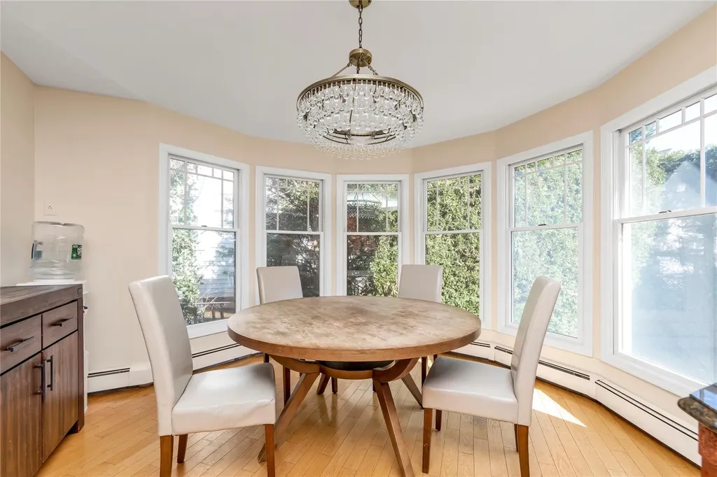 21 Chestnut Avenue Glen Head NY 11545