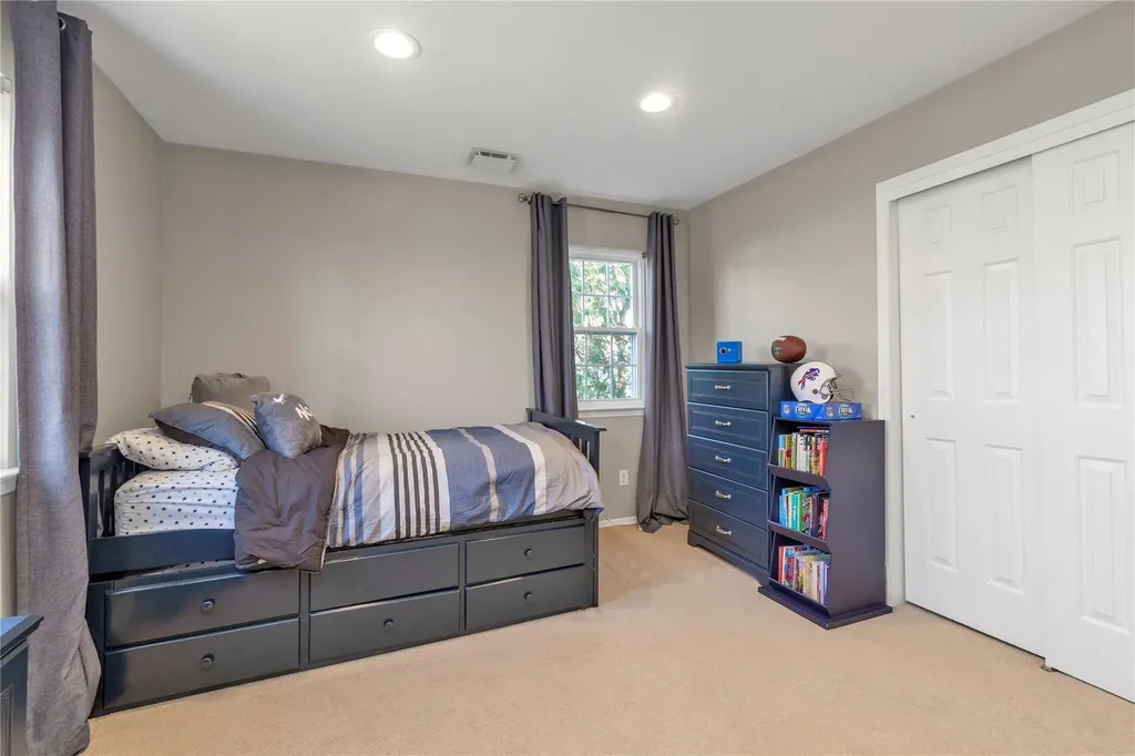 21 Chestnut Avenue Glen Head NY 11545