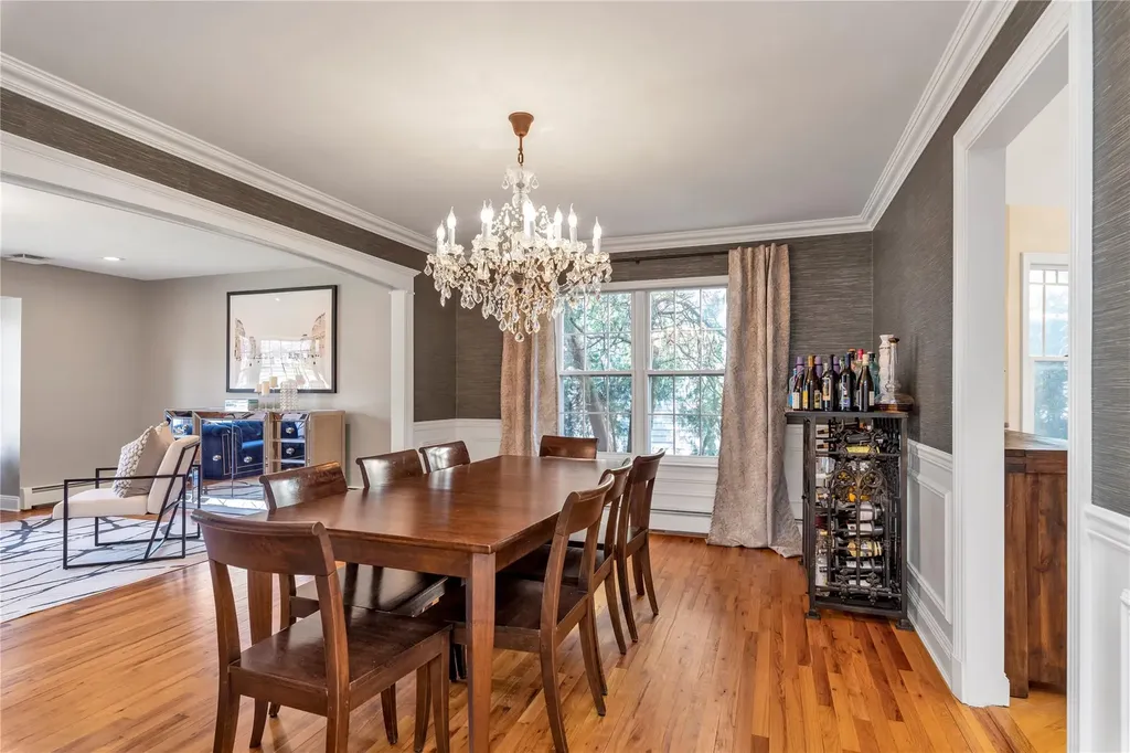 21 Chestnut Avenue Glen Head NY 11545