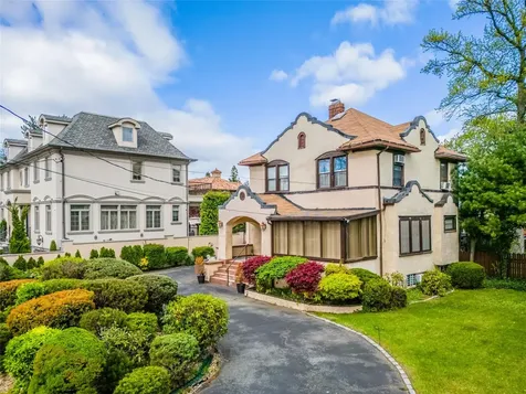 14-35 161 Street Beechhurst NY 11357