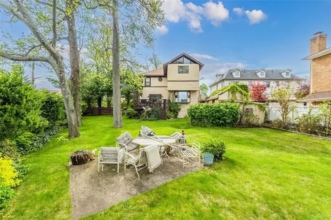 14-35 161 Street Beechhurst NY 11357