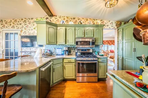 14-35 161 Street Beechhurst NY 11357