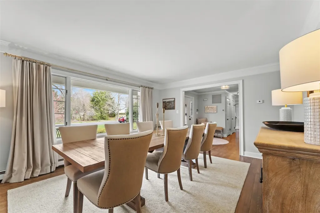 10 Brian Lane Mount Sinai NY 11766