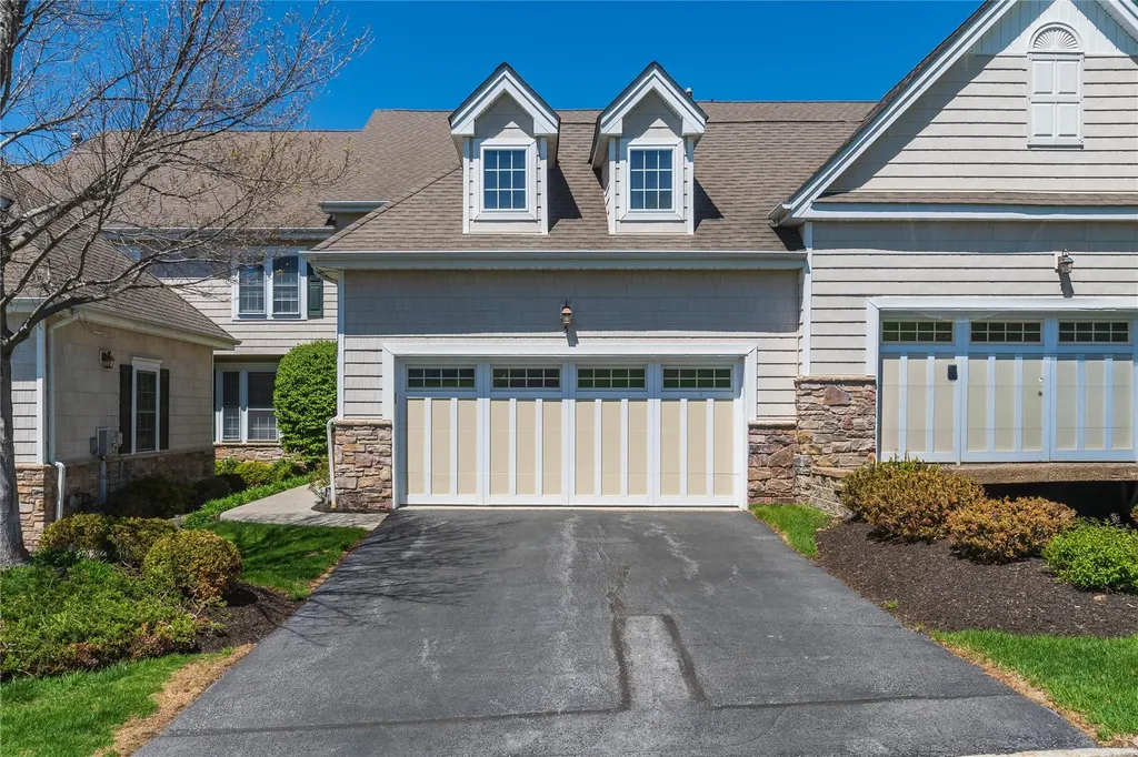 5 Pinehurst Circle Monroe NY 10950