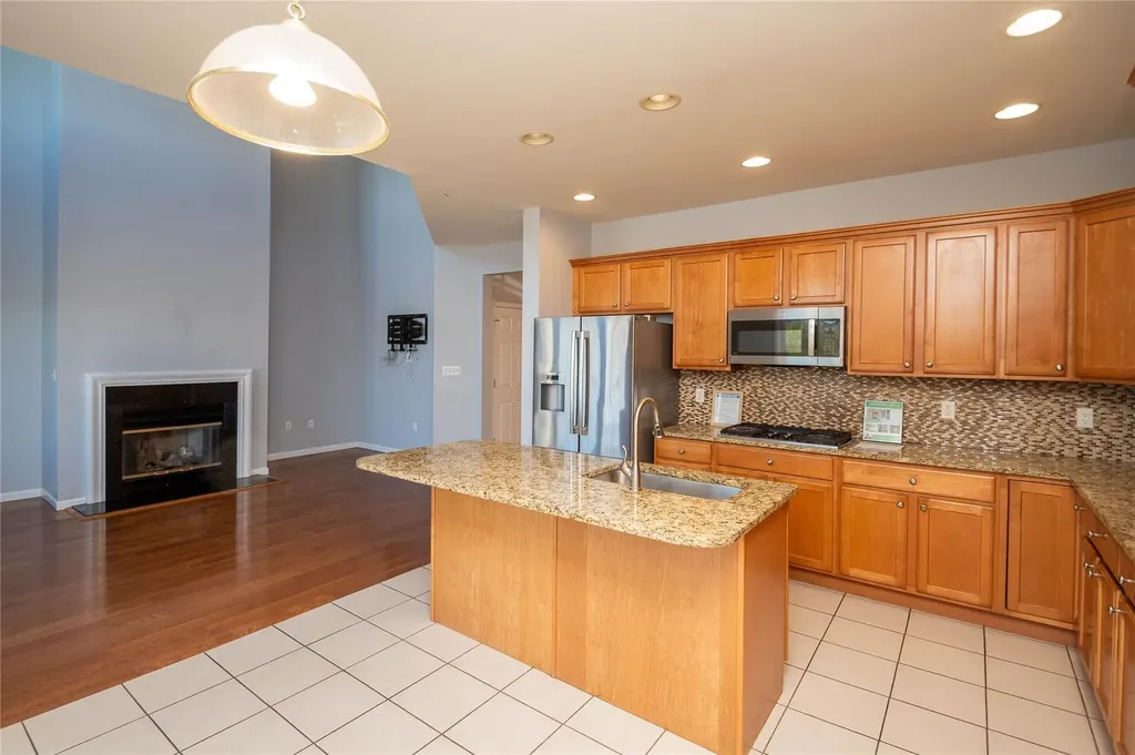 5 Pinehurst Circle Monroe NY 10950