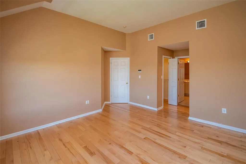 5 Pinehurst Circle Monroe NY 10950