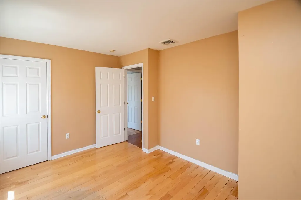 5 Pinehurst Circle Monroe NY 10950
