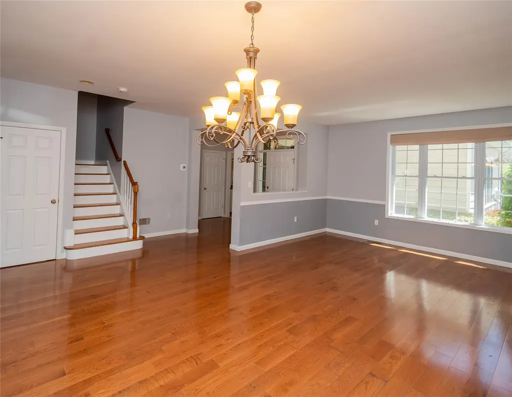 5 Pinehurst Circle Monroe NY 10950