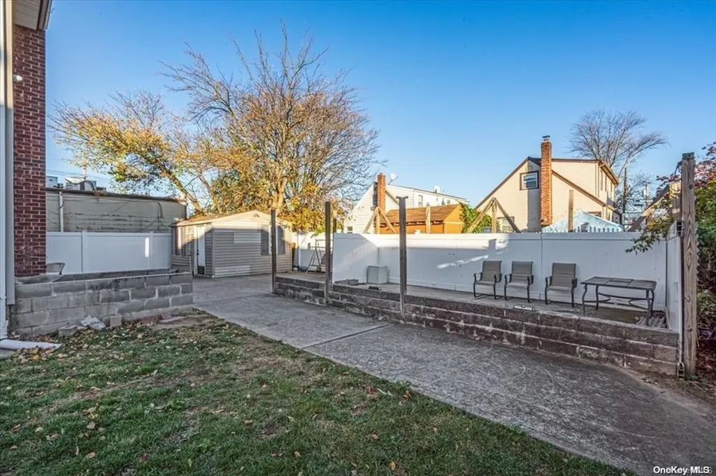 11 Belmont Boulevard Elmont NY 11003