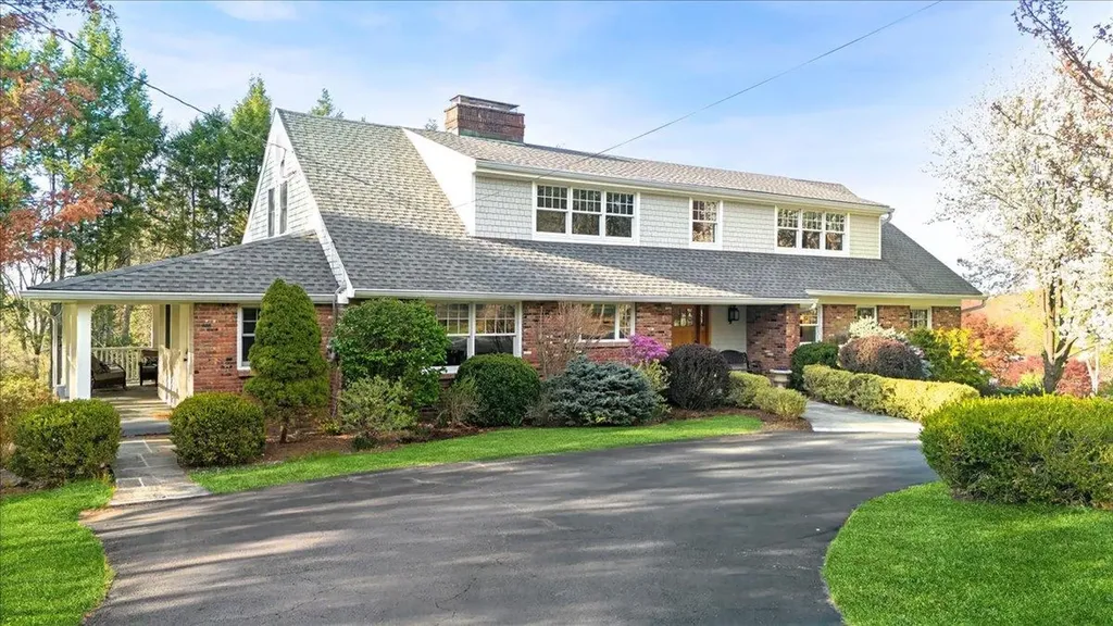29 Barrett Road Bedford NY 10536