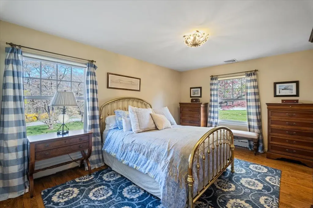29 Barrett Road Katonah NY 10536