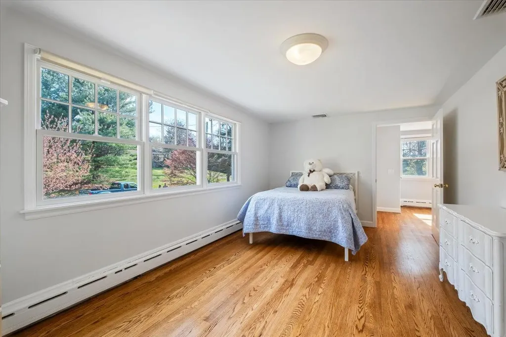 29 Barrett Road Katonah NY 10536