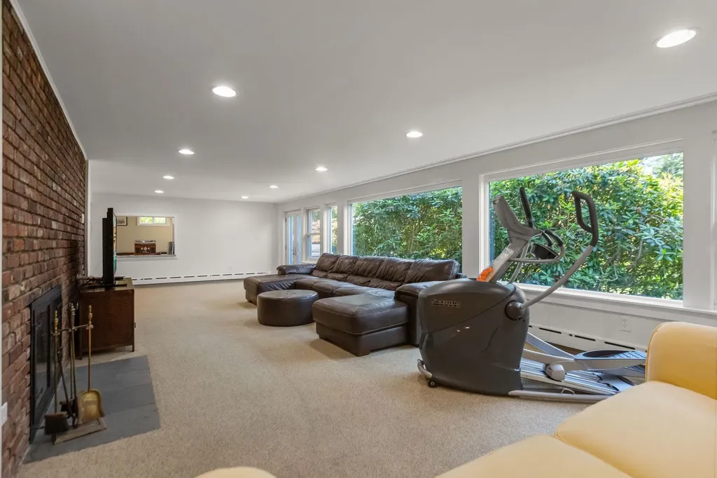 29 Barrett Road Katonah NY 10536