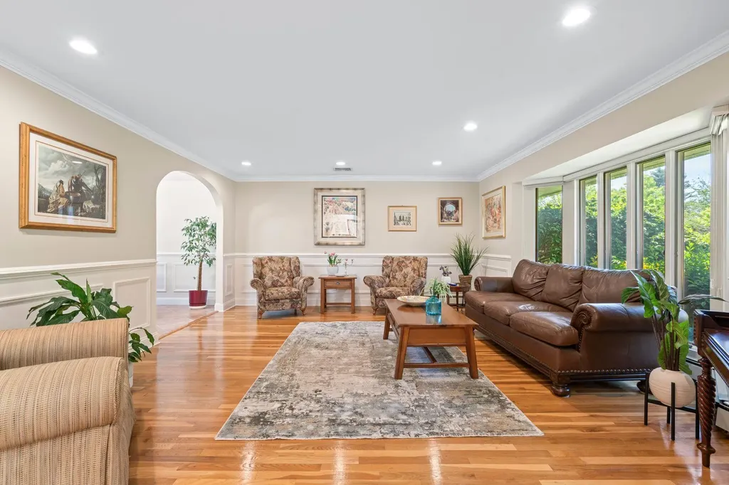 26 Mellow Lane Jericho NY 11753