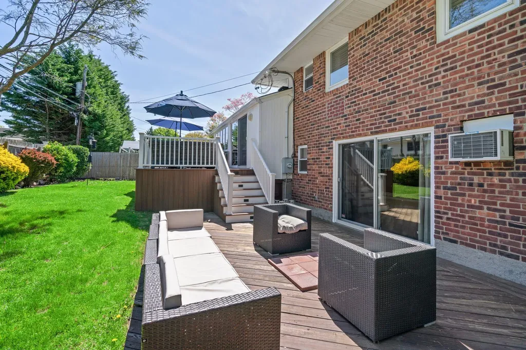 26 Mellow Lane Jericho NY 11753