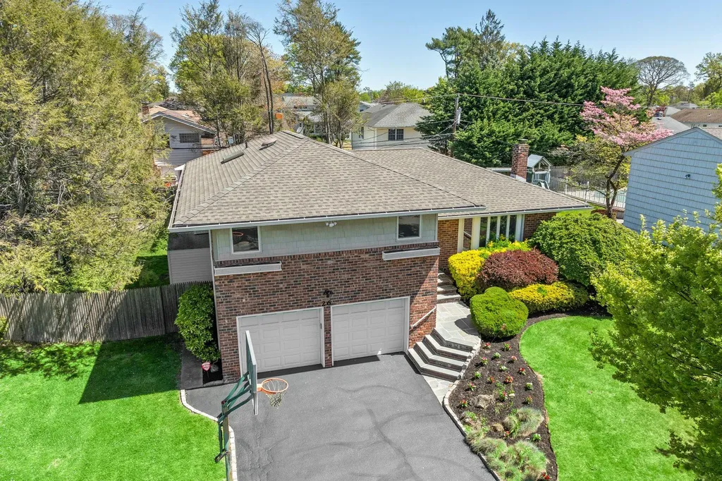 26 Mellow Lane Jericho NY 11753
