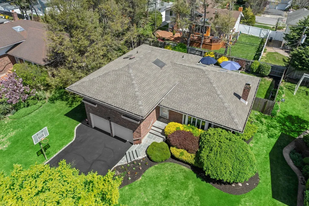 26 Mellow Lane Jericho NY 11753