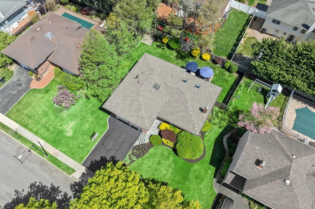 26 Mellow Lane Jericho NY 11753