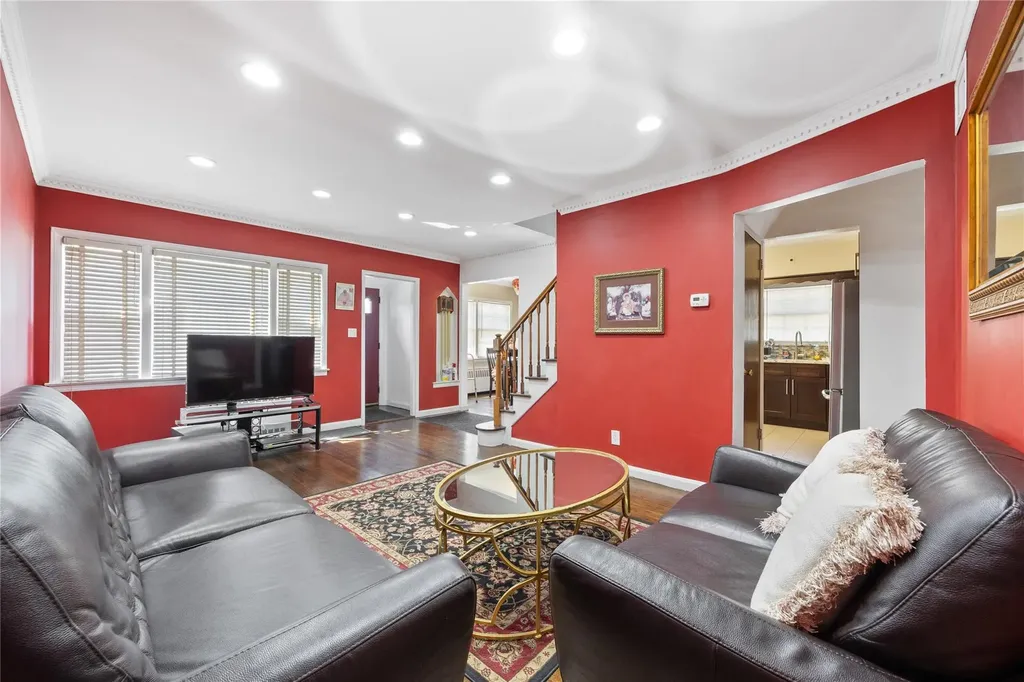 15911 29th Avenue Flushing NY 11358