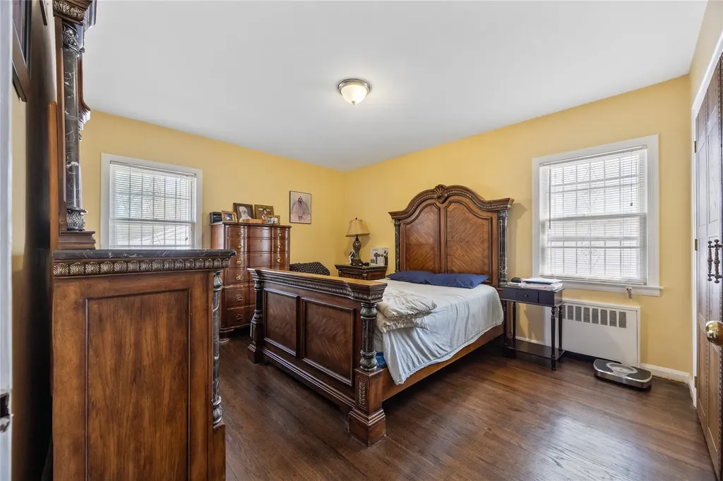 15911 29th Avenue Flushing NY 11358