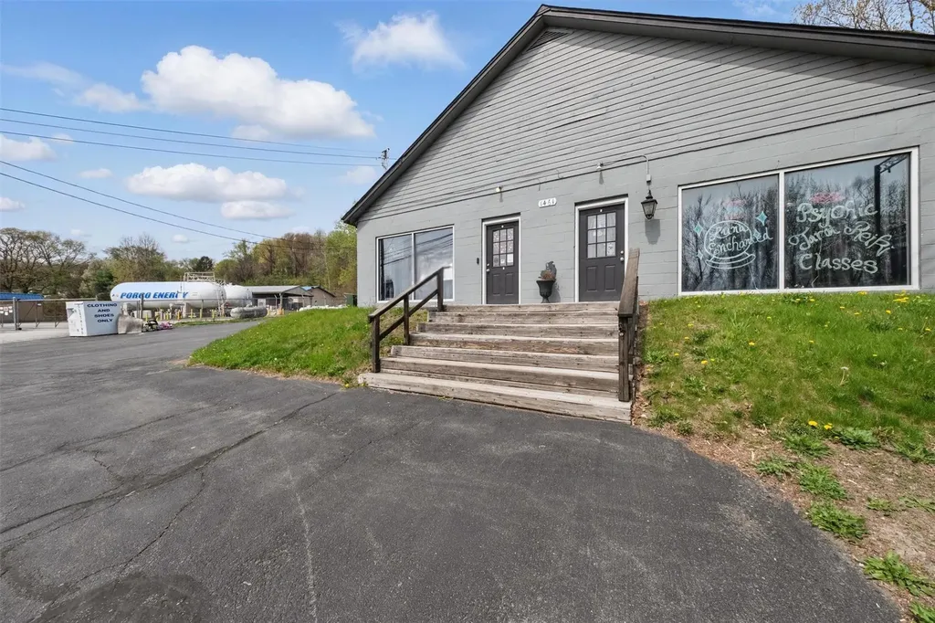 1461 Route 9w Marlboro NY 12542