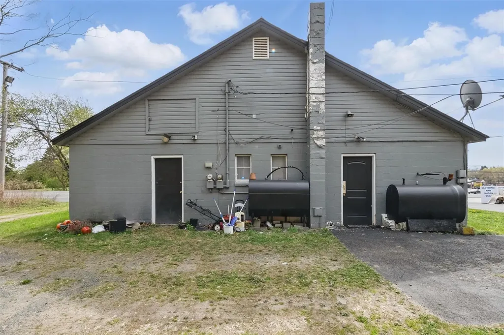 1461 Route 9w Marlboro NY 12542