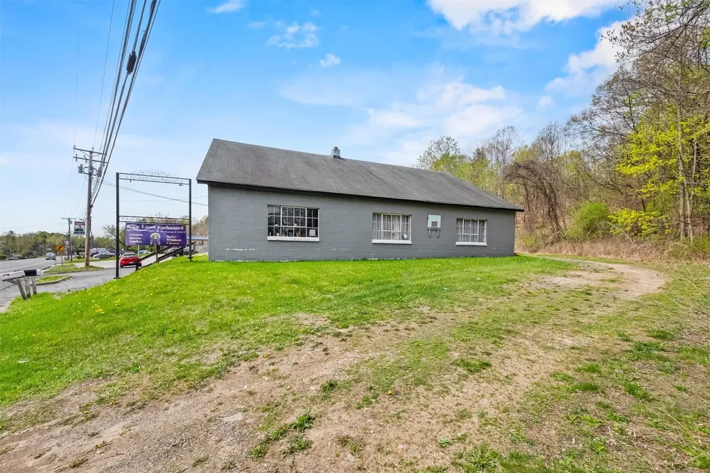 1461 Route 9w Marlboro NY 12542
