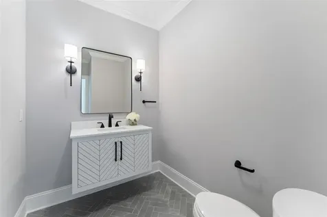 20 Carthage Lane Scarsdale NY 10583