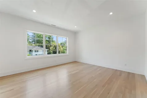 20 Carthage Lane Scarsdale NY 10583