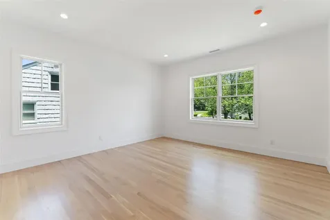20 Carthage Lane Scarsdale NY 10583