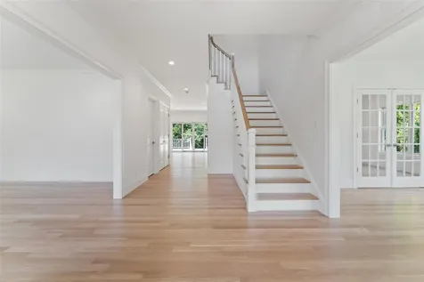 20 Carthage Lane Scarsdale NY 10583