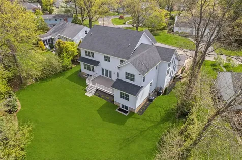 20 Carthage Lane Scarsdale NY 10583