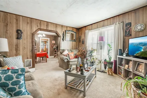 17 Lawrence Road Poughkeepsie NY 12601