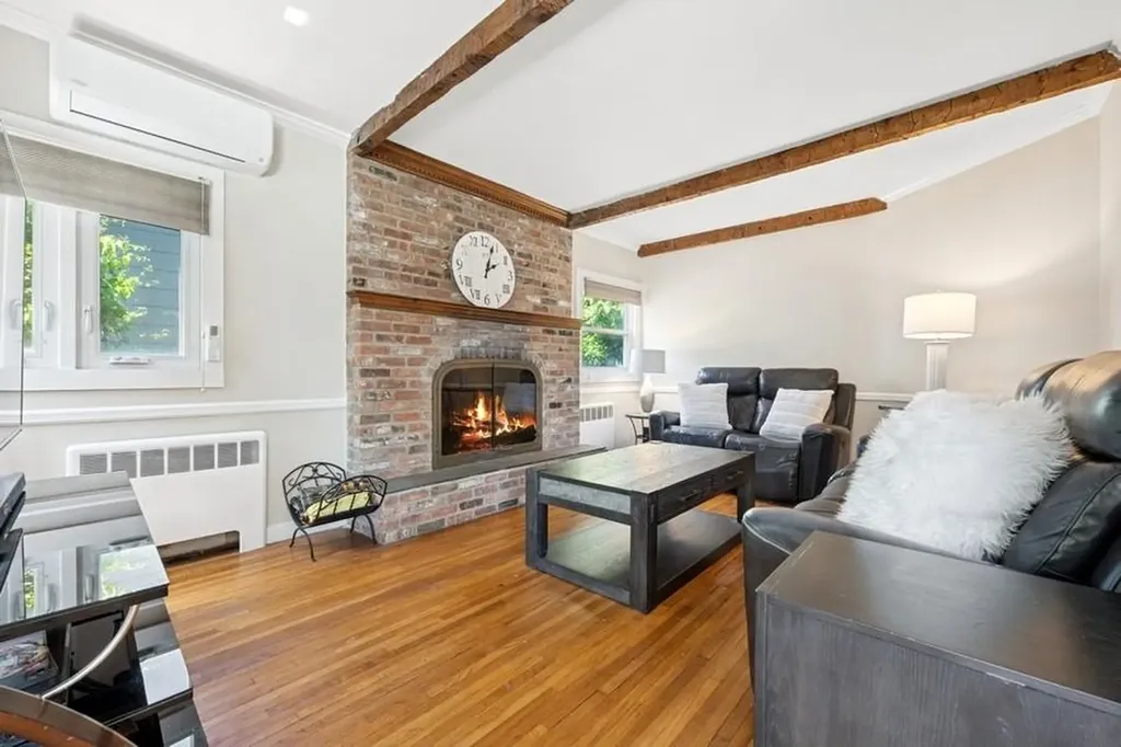 37 Remson Street Valley Stream NY 11580