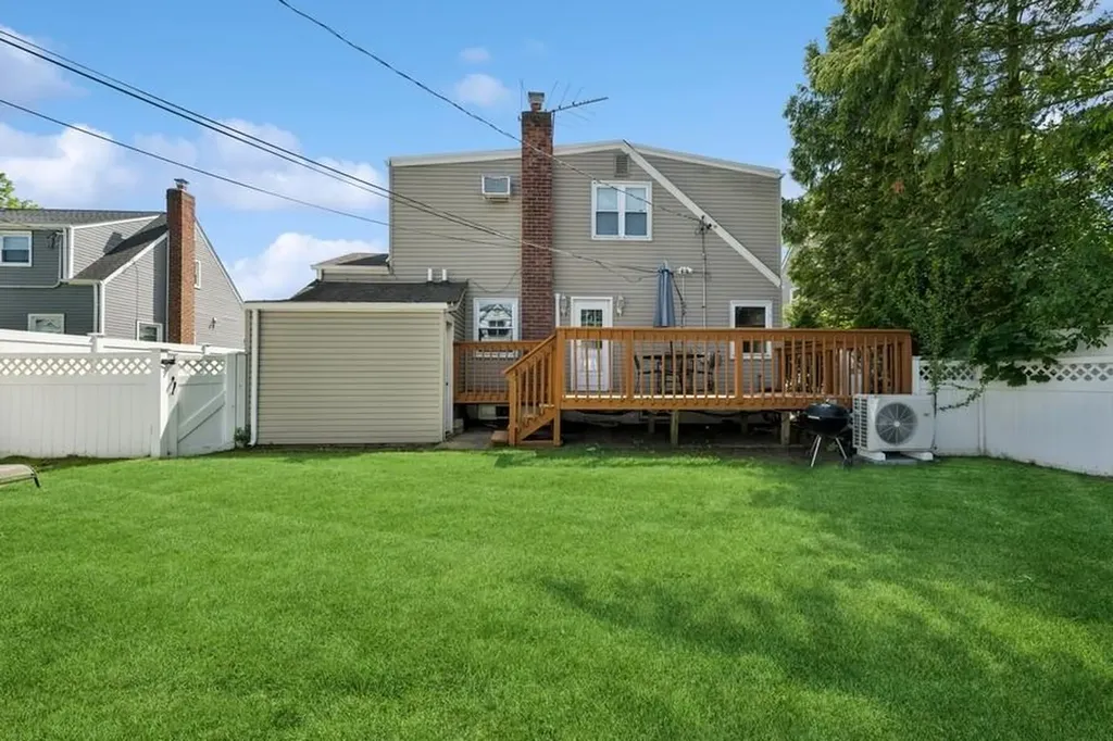 37 Remson Street Valley Stream NY 11580