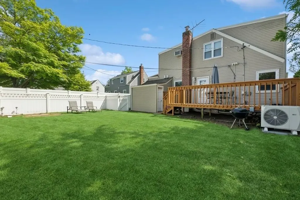 37 Remson Street Valley Stream NY 11580