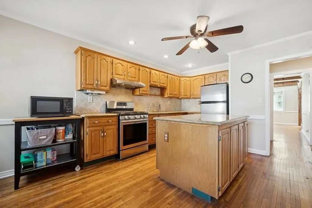37 Remson Street Valley Stream NY 11580