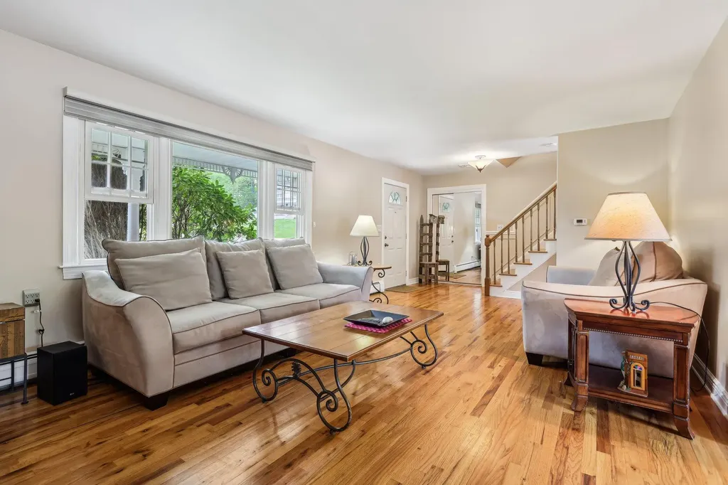 11 Howard Avenue Tappan NY 10983