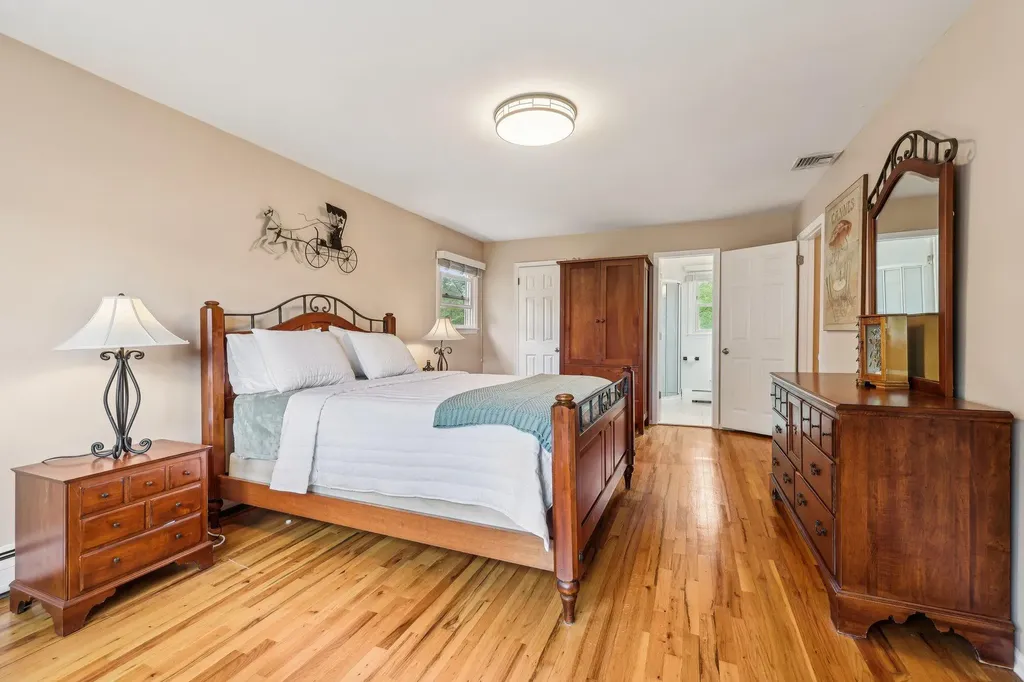 11 Howard Avenue Tappan NY 10983