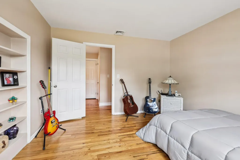 11 Howard Avenue Tappan NY 10983